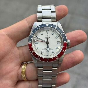 Tudor Black Bay GMT M79830RB-0010