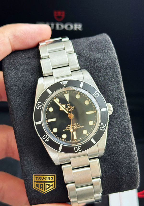 Black bay 54