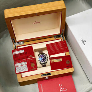 Omega Speedmaster Chronograph Diamond 324.15.38.40.05.001